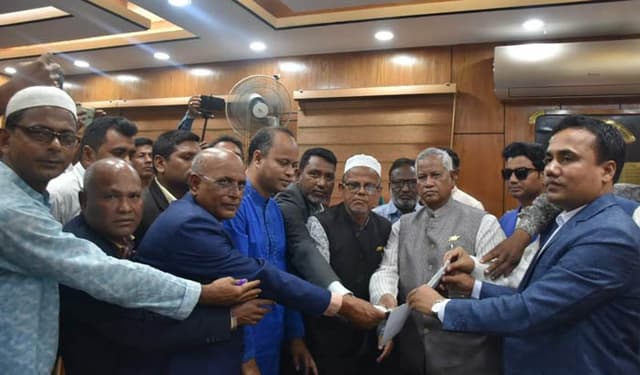লালমনিরহাটে ২৭ জন মনোনয়ন ফরম সংগ্রহ করলেও জমা ২৬ জনের