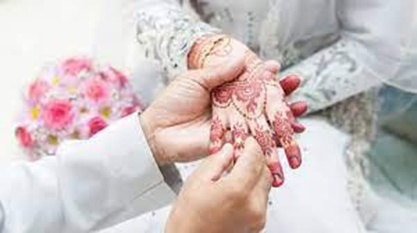 আদালতের শাস্তি এড়াতে ধর্ষিতাকে বিয়ে করলেন যুবক!