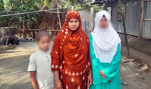 ভাবিকে বিয়ের তিন বছর পর অস্বীকার দেবরের