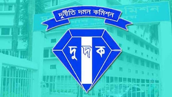 প্রার্থীদের হলফনামায় নজর রাখছে দুদক
