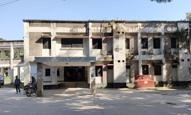 চিকিৎসা সেবার সুফল মিলছে না ভূরুঙ্গামারীতে
