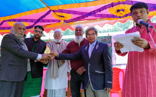 দেবীদ্বারে মুক্তিযোদ্ধাদের সম্মাননা দিল 'নিউ ভিশন এলাহাবাদ'