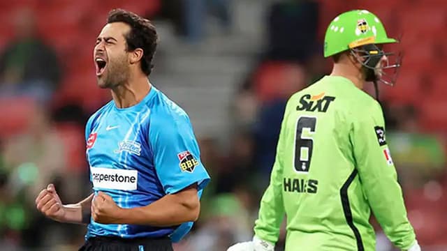 ১৫ রানেই অলআউট ! লজ্জাজনক রেকর্ড