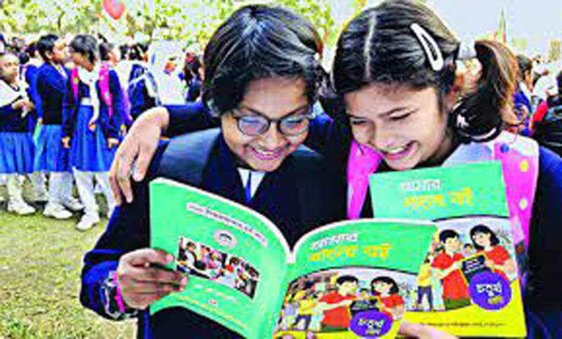 বরিশালে প্রাথমিকের সব বই পাওয়া নিয়ে সংশয়ে শিক্ষার্থীরা