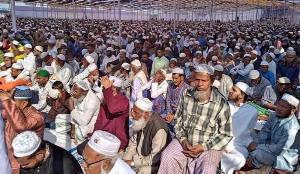 বরুণা মাঠে সিলেট বিভাগের সবচেয়ে বড় জুমআ অনুষ্ঠিত