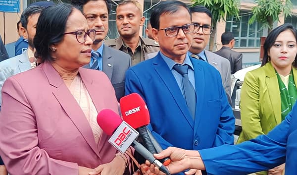আচরণবিধি ভঙ্গ করলে প্রার্থিতা বাতিল হতে পারে: ইসি