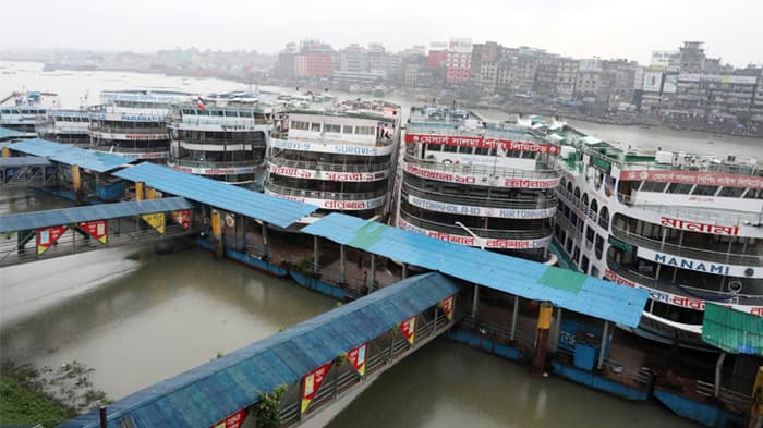 চাপের মুখে স্থগিত সদরঘাটে ভ্রাম্যমাণ আদালতের অভিযান